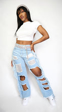 Load image into Gallery viewer, DISTRESSED RHINESTONE FRINGE JEANS