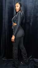 Load image into Gallery viewer, DISTRESSED RUCHED JOGGERS