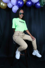 Load image into Gallery viewer, YOU MAKE ME HANGRY OVERSIZED TEE